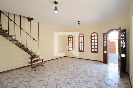 Sala de casa à venda com 3 quartos, 320m² em Penha de França, São Paulo