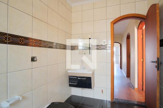 Banheiro de casa à venda com 3 quartos, 320m² em Penha de França, São Paulo