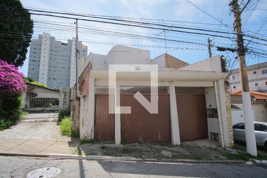 Fachada de casa à venda com 3 quartos, 320m² em Penha de França, São Paulo