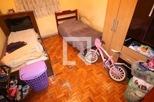 Quarto 1 de casa à venda com 4 quartos, 200m² em Jardim Vila Formosa, São Paulo
