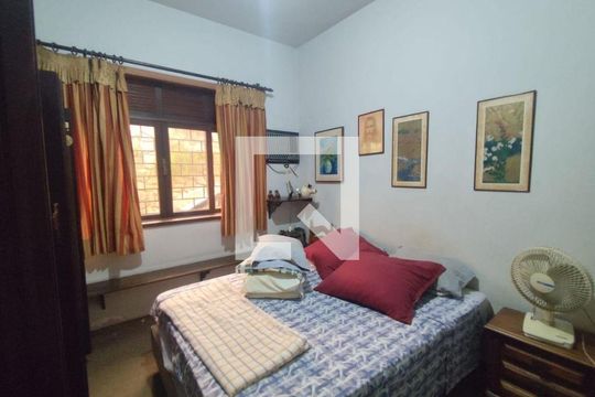 Casa à venda com 3 quartos, 338m² em Icaraí, Niterói