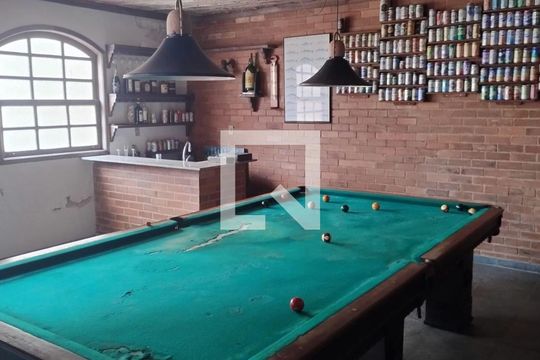 Casa à venda com 3 quartos, 338m² em Icaraí, Niterói