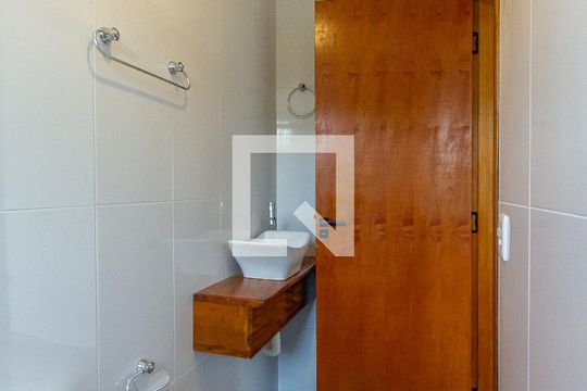 Banheiro de kitnet/studio para alugar com 1 quarto, 23m² em Tatuapé, São Paulo
