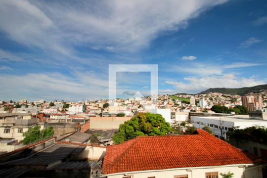 Vista da Suite 1 de apartamento para alugar com 3 quartos, 150m² em Santa Efigênia, Belo Horizonte