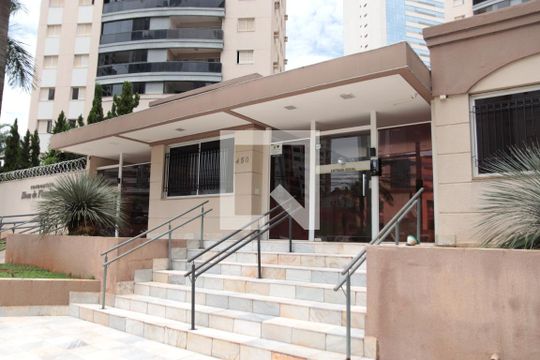 Fachada de apartamento para alugar com 3 quartos, 85m² em Jardim Goiás, Goiânia