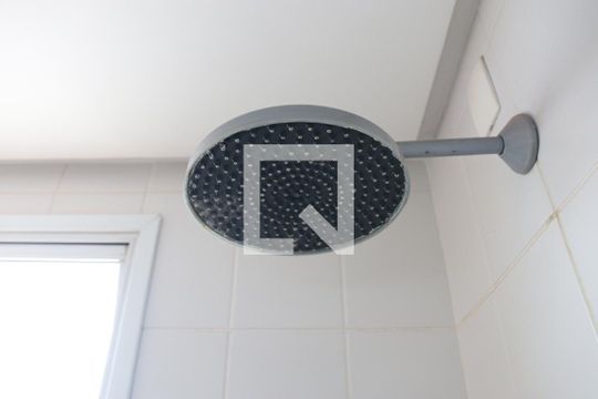 Banheiro de apartamento para alugar com 3 quartos, 85m² em Jardim Goiás, Goiânia