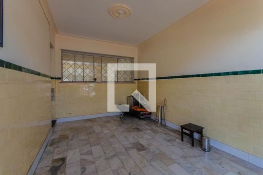 Casa à venda com 2 quartos, 533m² em Jardim da Gloria, São Paulo