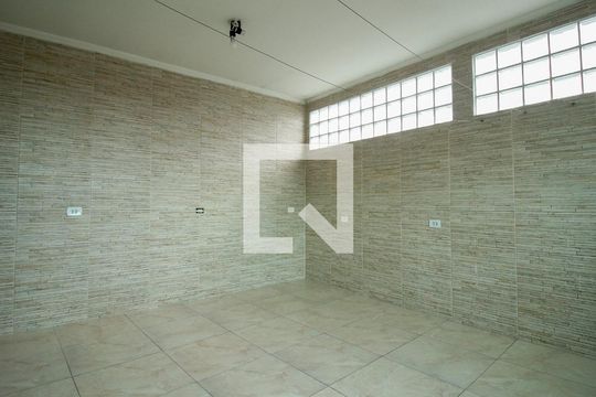 Área de Serviço de casa para alugar com 1 quarto, 70m² em São Lucas, São Paulo