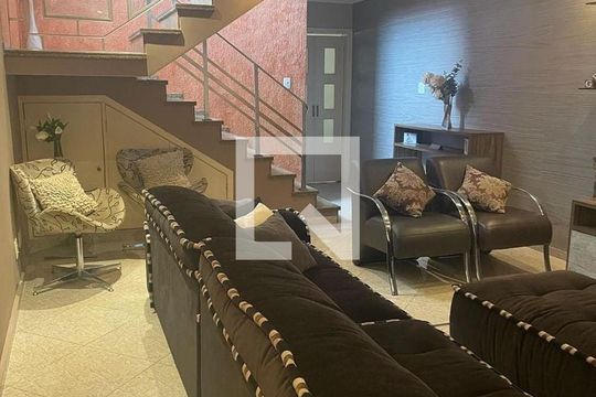 Sala de casa à venda com 3 quartos, 200m² em Vila Carrão, São Paulo