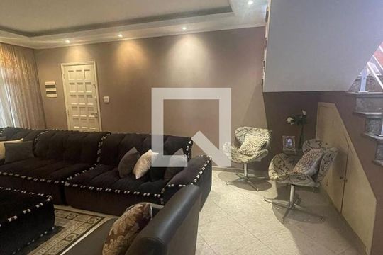 Sala de casa à venda com 3 quartos, 200m² em Vila Carrão, São Paulo