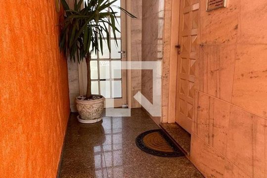 Hall de Entrada de casa à venda com 3 quartos, 200m² em Vila Carrão, São Paulo