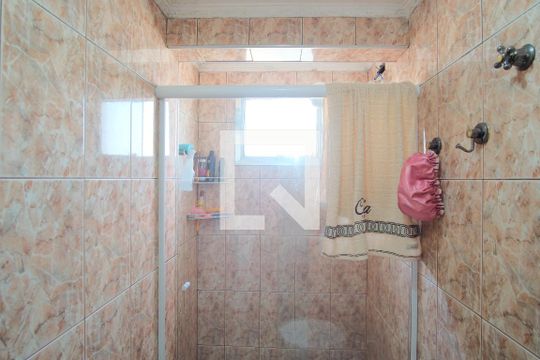 Banheiro de apartamento para alugar com 2 quartos, 56m² em Vila Sao Geraldo, São Paulo