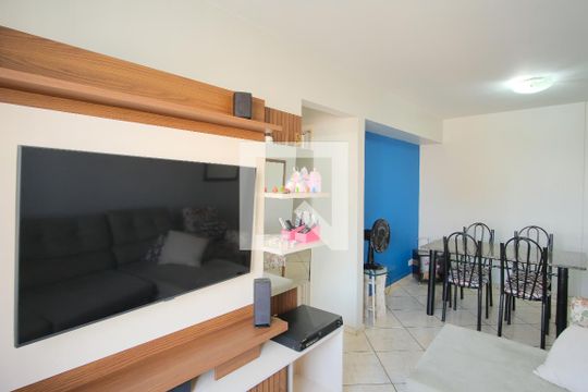Sala de apartamento para alugar com 2 quartos, 56m² em Vila Sao Geraldo, São Paulo