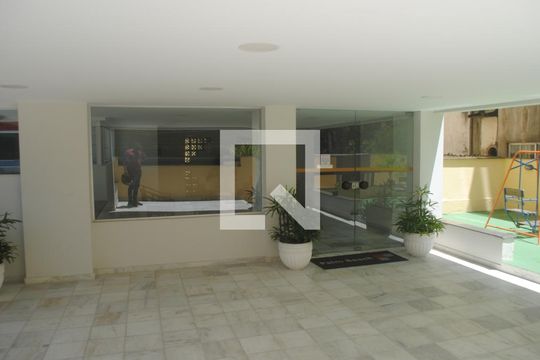 Área comum de apartamento para alugar com 3 quartos, 120m² em Imbuí, Salvador