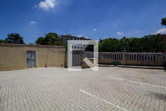 Área comum de apartamento para alugar com 2 quartos, 48m² em Conjunto Residencial José Bonifácio, São Paulo