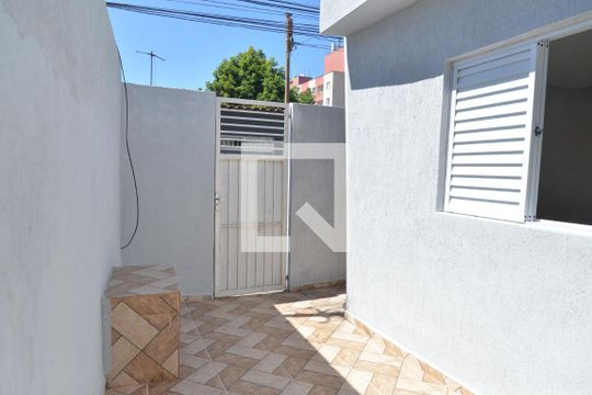 Área Externa de casa para alugar com 1 quarto, 60m² em Vila Francisco Matarazzo, Santo André