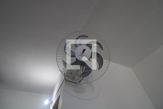 Quarto de kitnet/studio para alugar com 1 quarto, 30m² em Jardim Santa Genebra Ii (barao Geraldo), Campinas