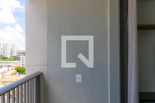 Varanda de kitnet/studio para alugar com 1 quarto, 20m² em Vila Gomes Cardim, São Paulo