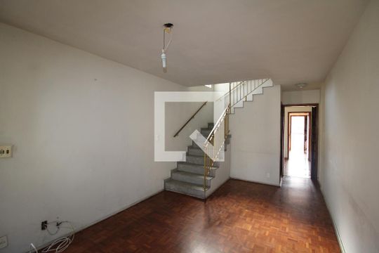 Casa para alugar com 4 quartos, 200m² em Tucuruvi, São Paulo