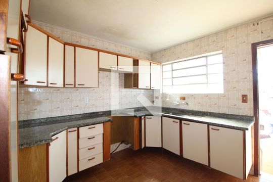 Cozinha de casa para alugar com 4 quartos, 200m² em Tucuruvi, São Paulo