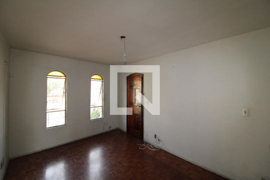 Sala de casa para alugar com 4 quartos, 200m² em Tucuruvi, São Paulo