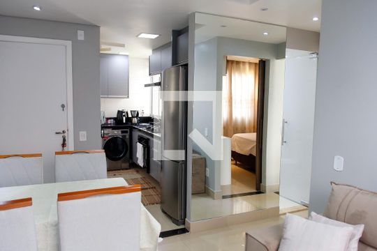 sala de apartamento à venda com 2 quartos, 40m² em Jardim Boa Vista (zona Oeste), Osasco