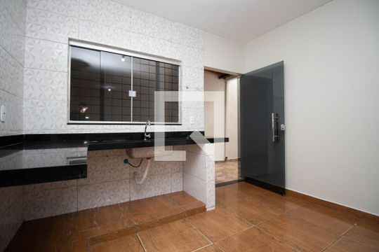 Cozinha de casa para alugar com 3 quartos, 100m² em Samambaia Sul (samambaia), Brasília
