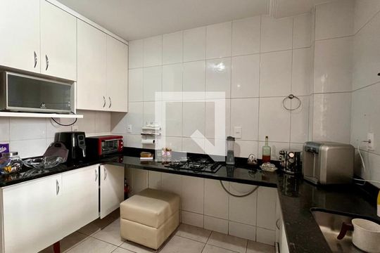 cozinha de casa para alugar com 4 quartos, 310m² em Colégio Batista, Belo Horizonte