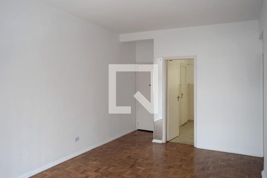 Sala de apartamento à venda com 3 quartos, 90m² em Pinheiros, São Paulo