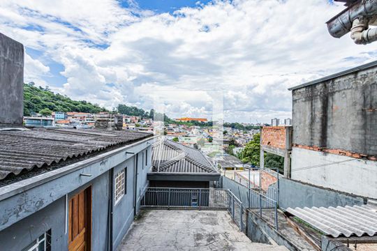 Vista Sala de casa para alugar com 2 quartos, 70m² em Sítio Morro Grande, São Paulo