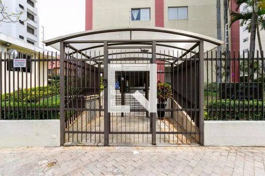 Fachada de apartamento para alugar com 3 quartos, 120m² em Santana, São Paulo