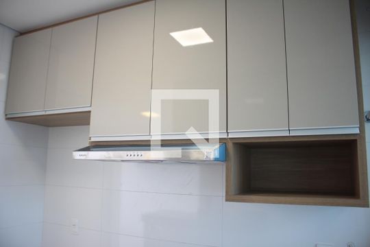 Cozinha de apartamento à venda com 2 quartos, 60m² em Novo Eldorado, Contagem