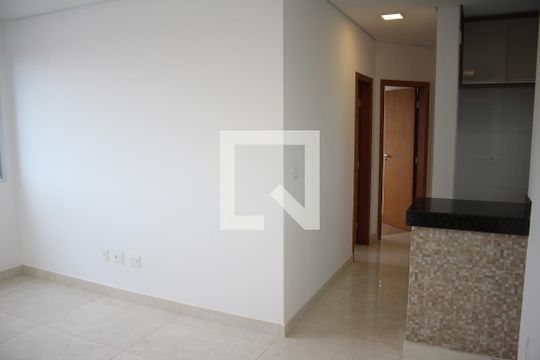 Sala de apartamento à venda com 2 quartos, 60m² em Novo Eldorado, Contagem
