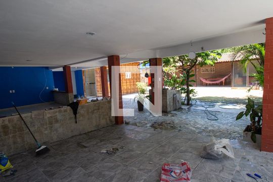 Quintal de casa de condomínio para alugar com 3 quartos, 260m² em Vargem Pequena, Rio de Janeiro
