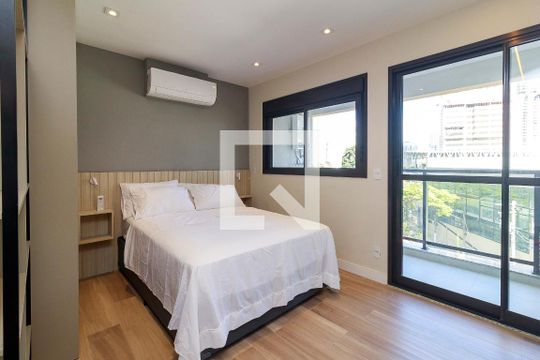 Kitnet/Studio à venda com 0 quarto, 27m² em Jardim das Acacias, São Paulo