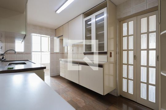 Cozinha de apartamento para alugar com 3 quartos, 110m² em Santana, São Paulo