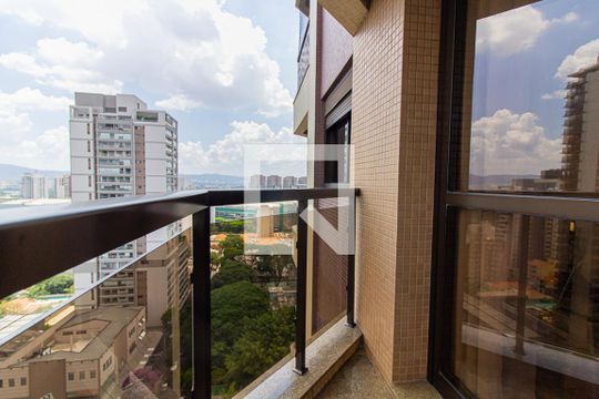 Varanda de apartamento à venda com 4 quartos, 180m² em Pompeia, São Paulo