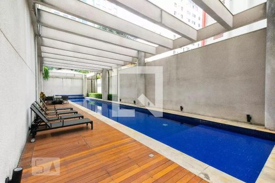 Área comum - Piscina de apartamento para alugar com 2 quartos, 123m² em Itaim Bibi, São Paulo