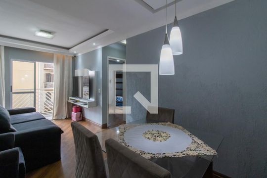 Apartamento à venda com 2 quartos, 62m² em Vila Milton, Guarulhos