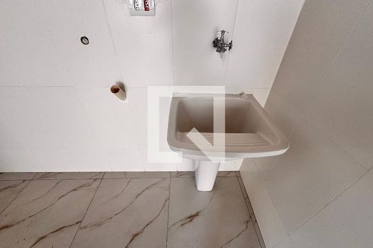 Lavanderia de apartamento para alugar com 3 quartos, 180m² em Campestre, Santo André