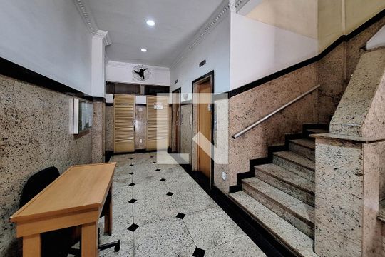 Fachada de apartamento à venda com 1 quarto, 42m² em Centro, Niterói