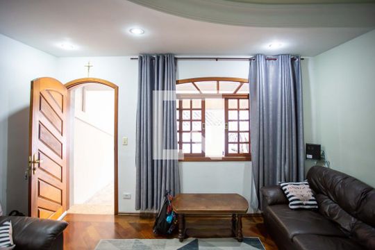 Sala de TV de casa à venda com 2 quartos, 177m² em Jardim das Acacias, São Bernardo do Campo