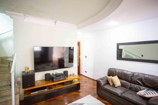 Sala de TV de casa à venda com 2 quartos, 177m² em Jardim das Acacias, São Bernardo do Campo