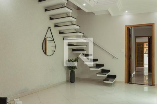 Sala de casa à venda com 4 quartos, 260m² em Nova Petrópolis, São Bernardo do Campo