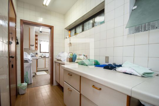 Lavanderia de apartamento à venda com 3 quartos, 240m² em Campo Belo, São Paulo
