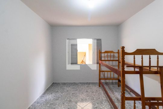 Quarto de casa para alugar com 1 quarto, 60m² em Jardim Fernandes, São Paulo