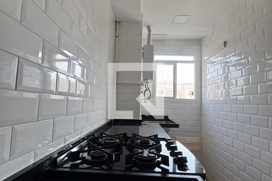 Cozinha de apartamento para alugar com 2 quartos, 44m² em Engenho de Dentro, Rio de Janeiro