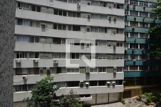 Vista da Sala de apartamento à venda com 3 quartos, 94m² em Copacabana, Rio de Janeiro