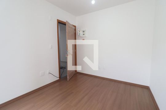 Sala de apartamento para alugar com 2 quartos, 40m² em Rondônia, Novo Hamburgo