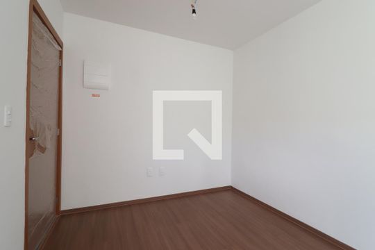 Quarto 02 de apartamento à venda com 2 quartos, 40m² em Rondônia, Novo Hamburgo